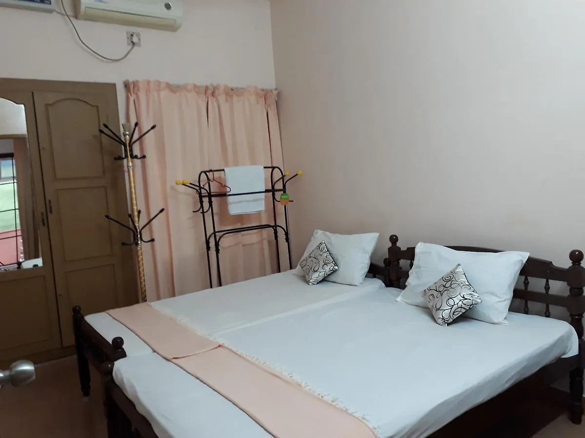 Valiyathayil Home Stay Kochi 0*,  India