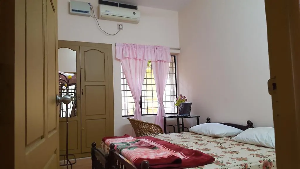 Valiyathayil Home Stay Kochi