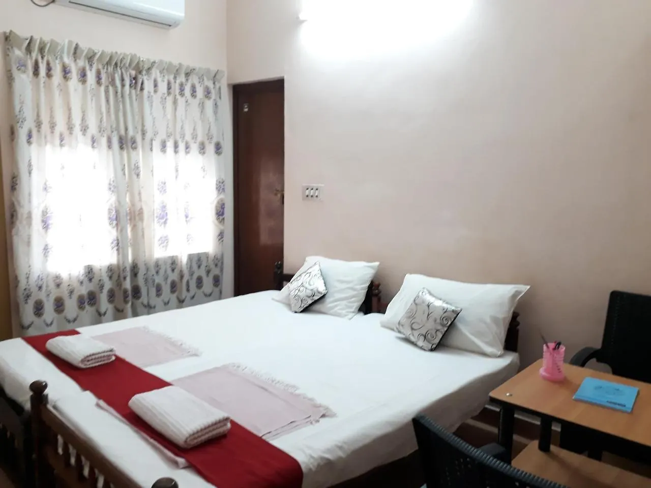 Homestay Valiyathayil Home Stay Kochi